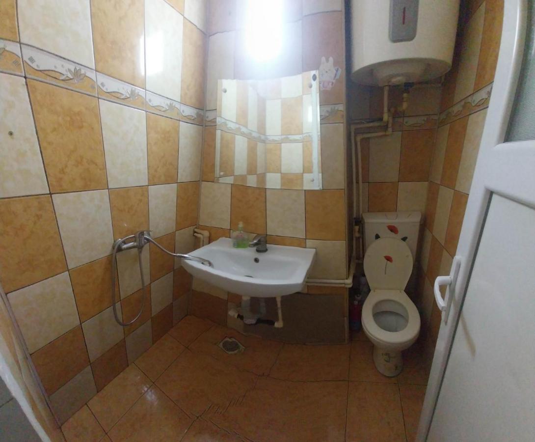 Garsoniera Apartment Buzau Bagian luar foto